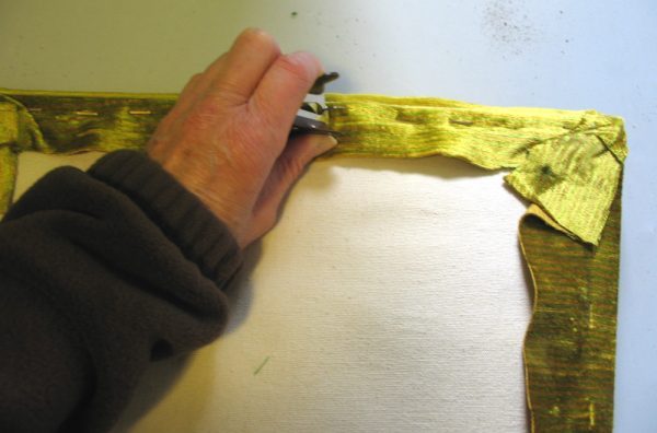 removing the fabric from the seat-2